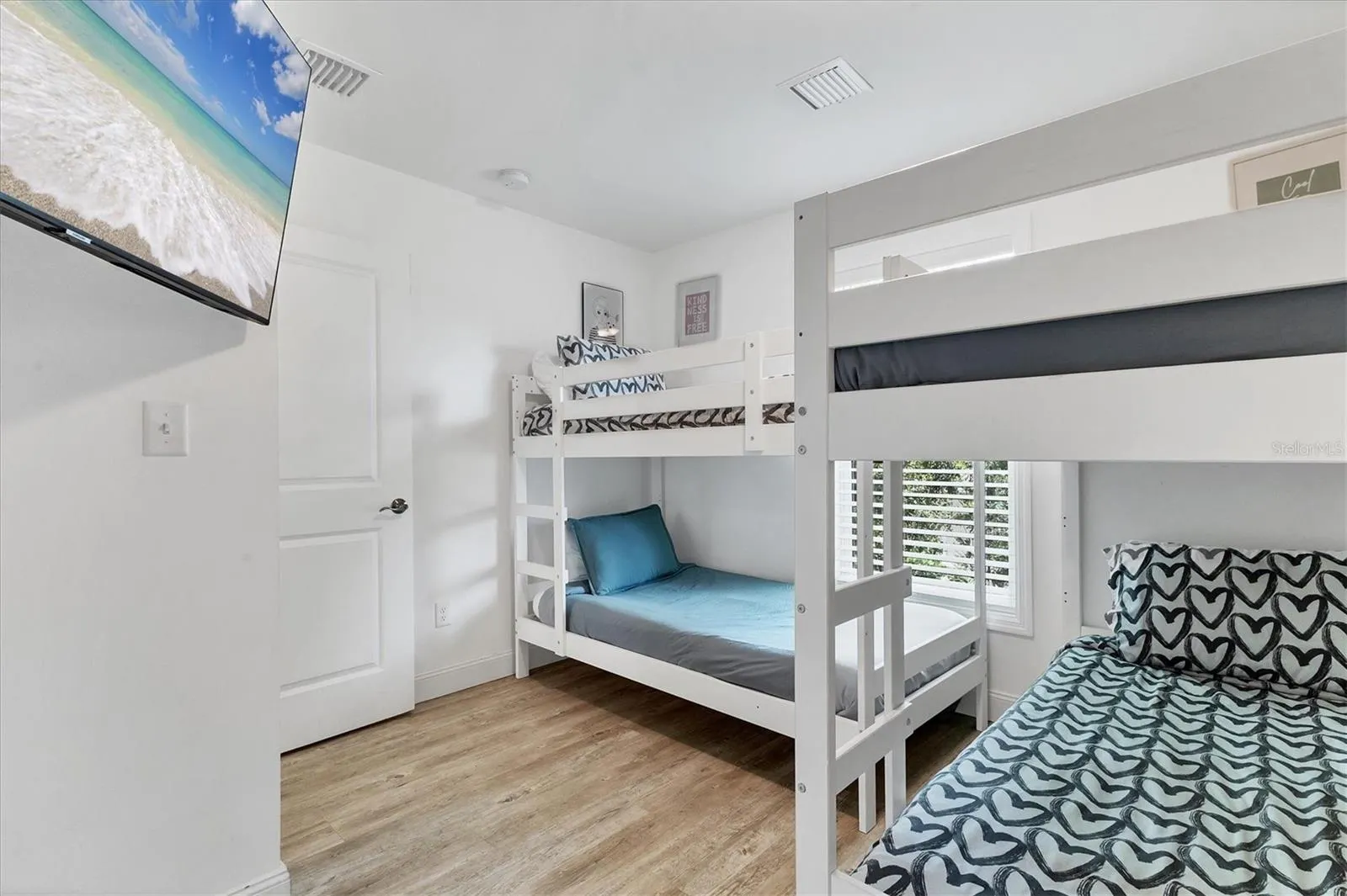 2375 BAHIA VISTA ST