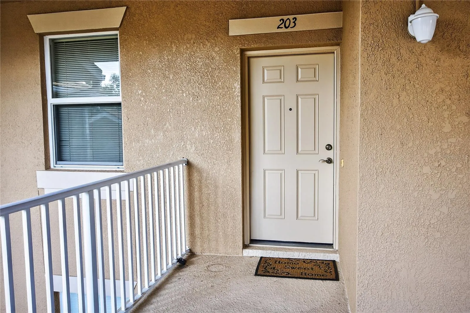 819 FAIRWAYCOVE LN #203, #203