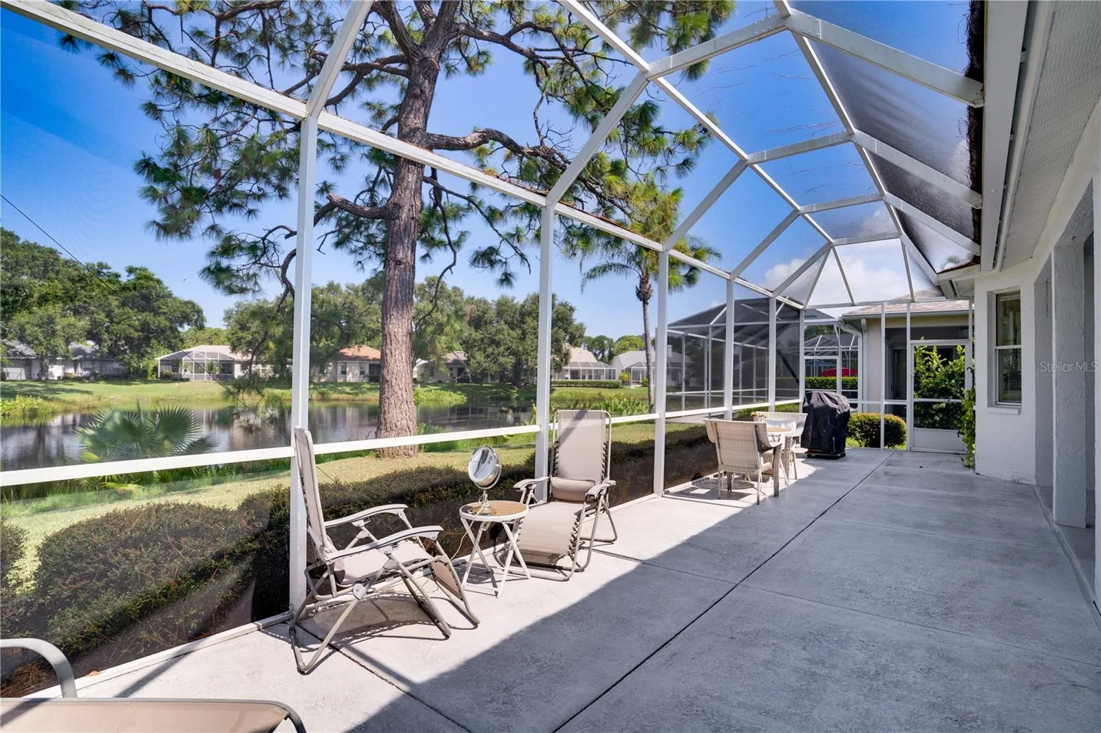 4039 WESTBOURNE CIR