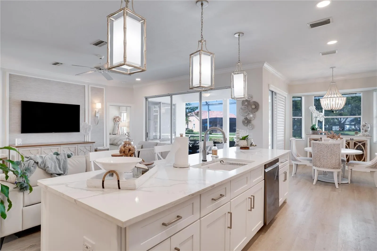 4039 WESTBOURNE CIR