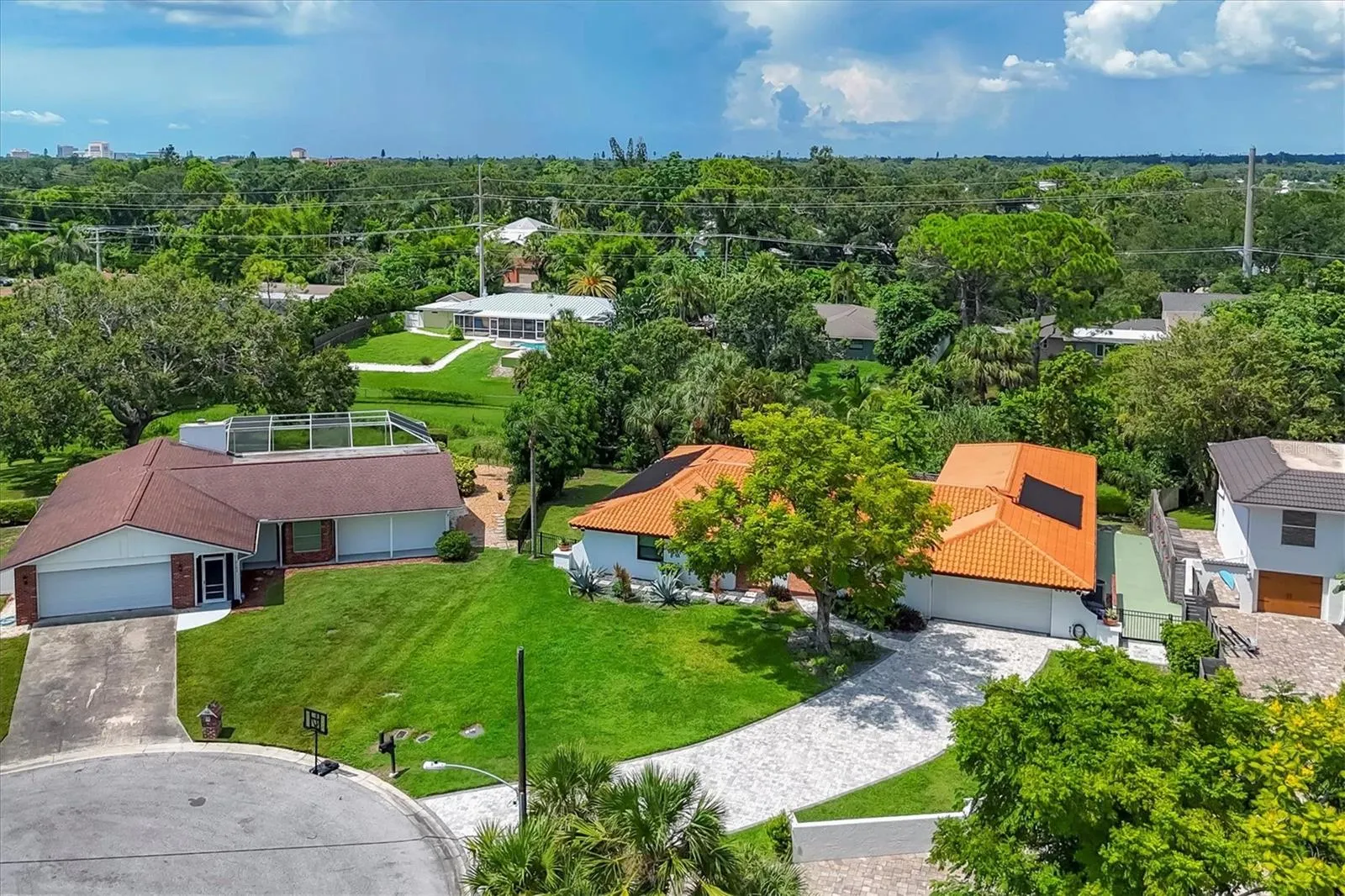 2101 RIVER RIDGE DR