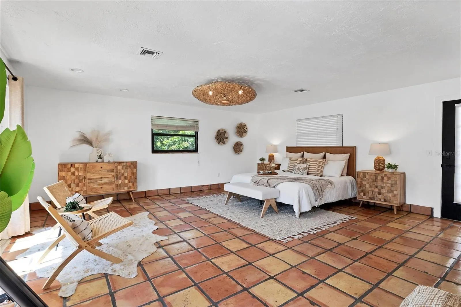 2101 RIVER RIDGE DR