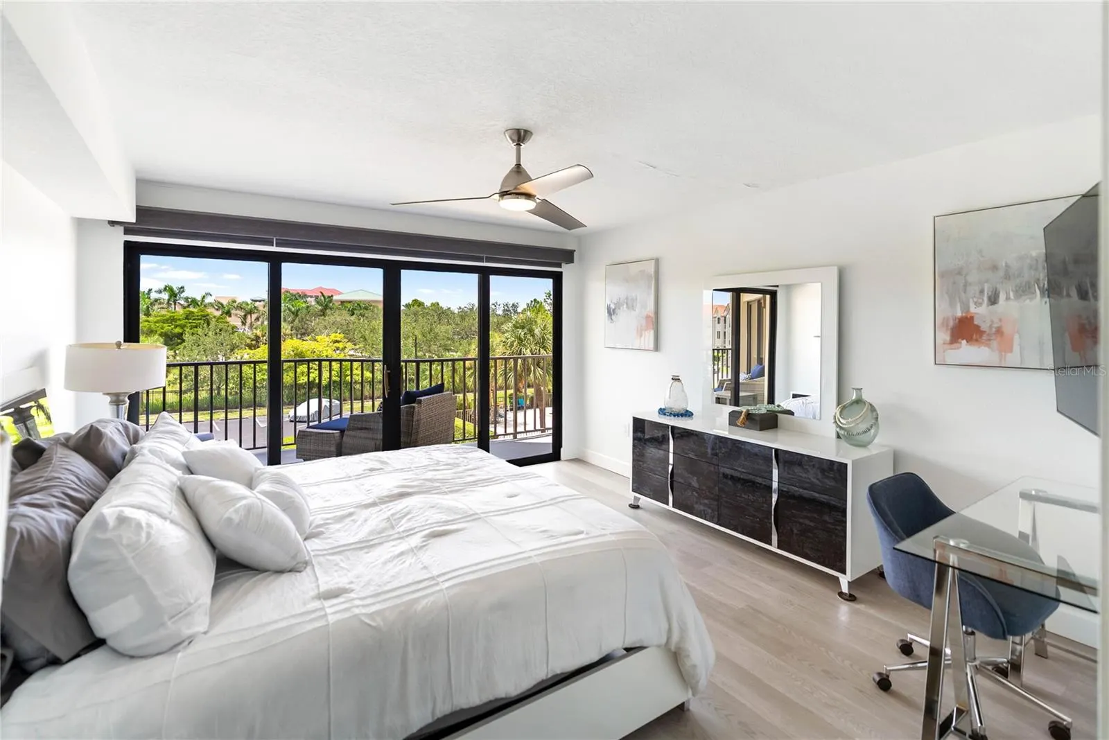 204 3RD ST W #201, #201