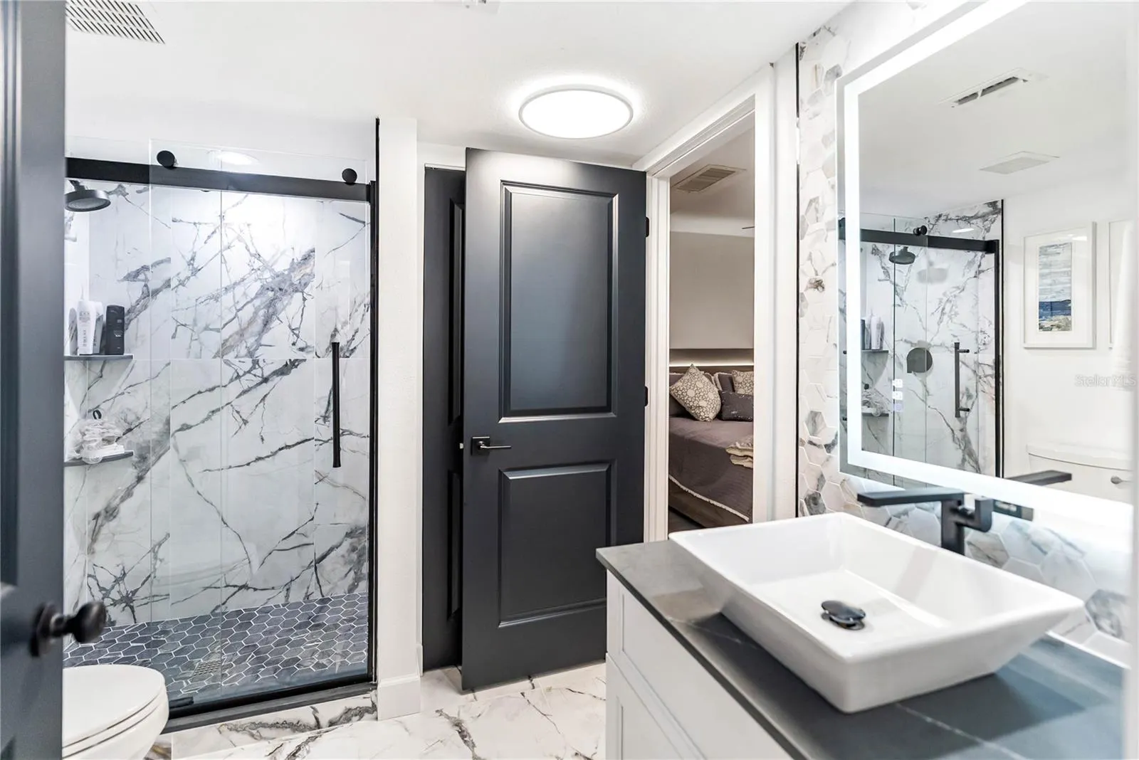 204 3RD ST W #201, #201
