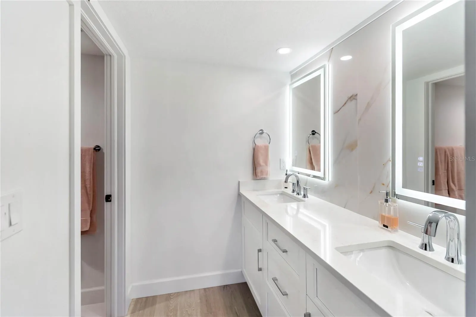 204 3RD ST W #201, #201