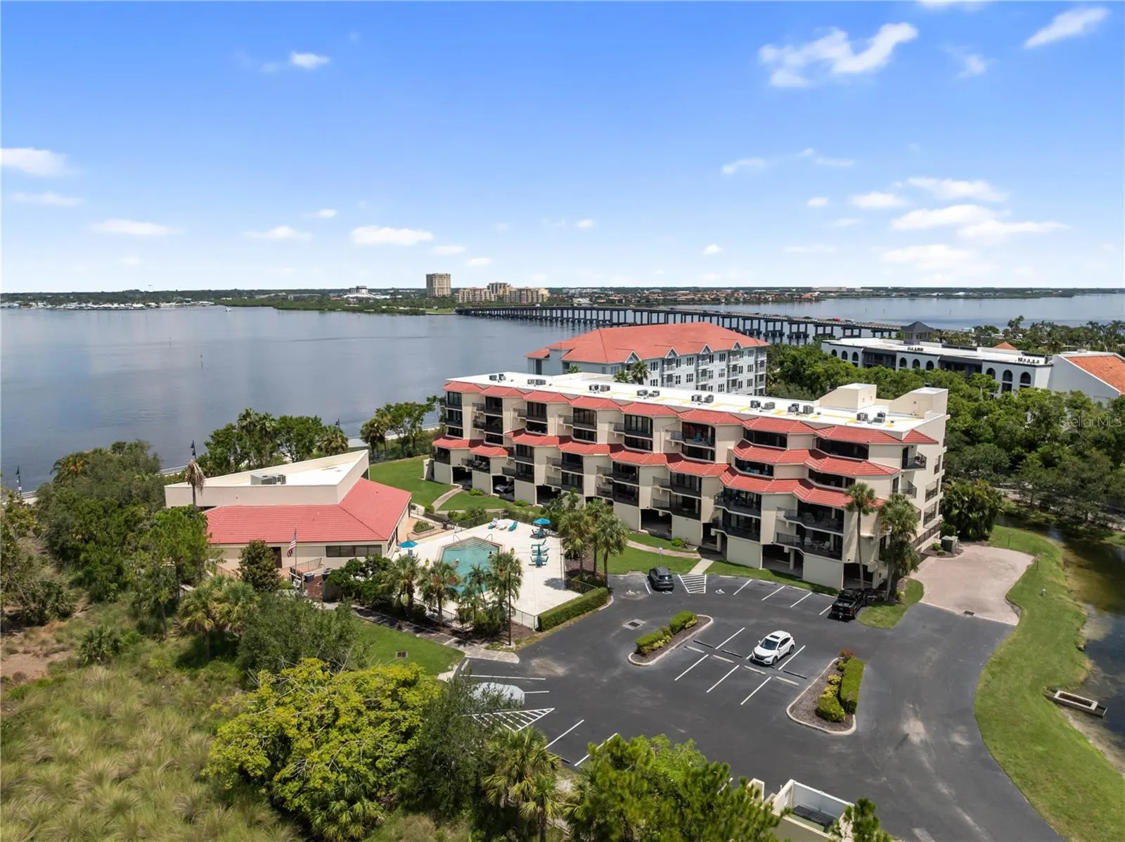 204 3RD ST W #201, #201