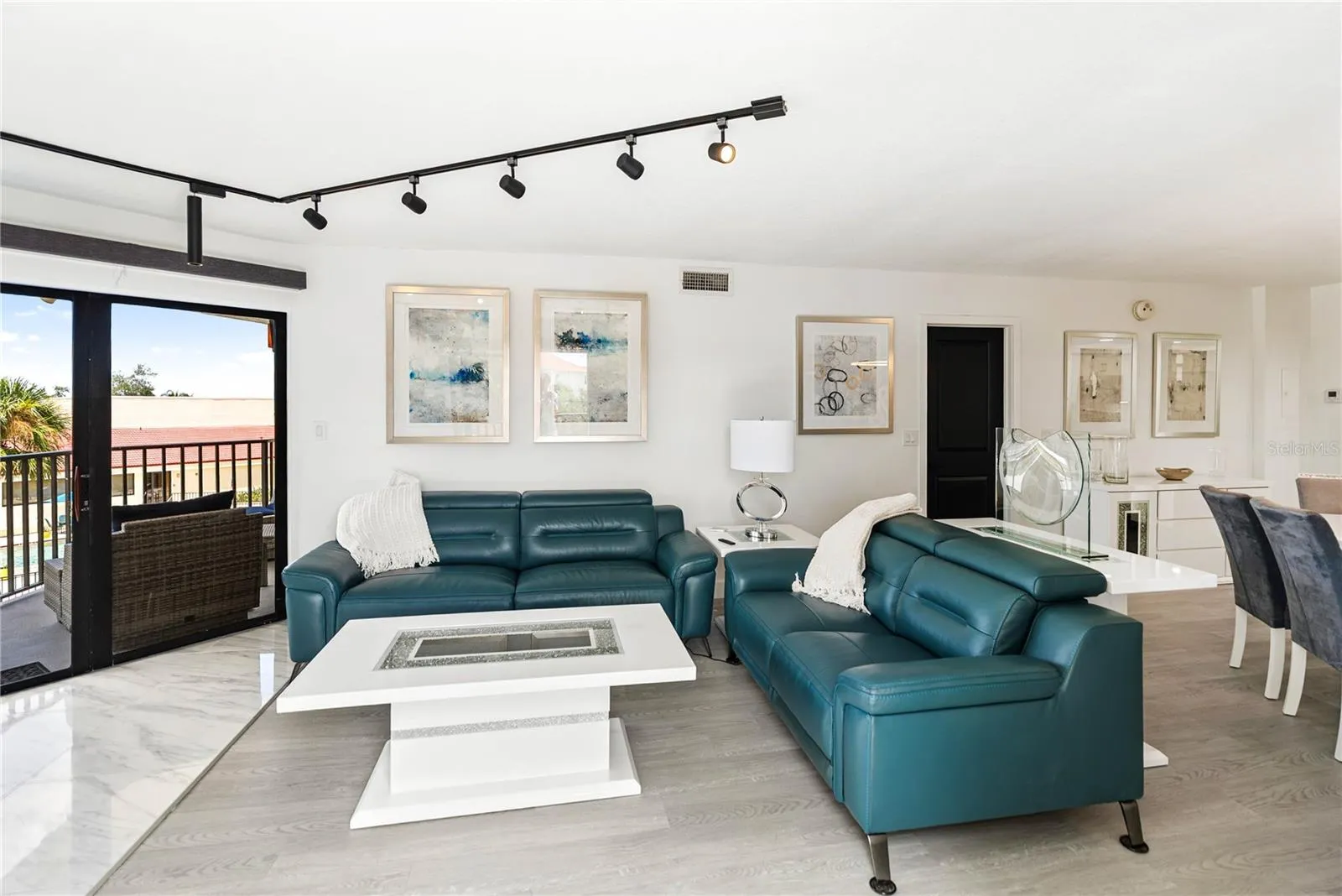 204 3RD ST W #201, #201