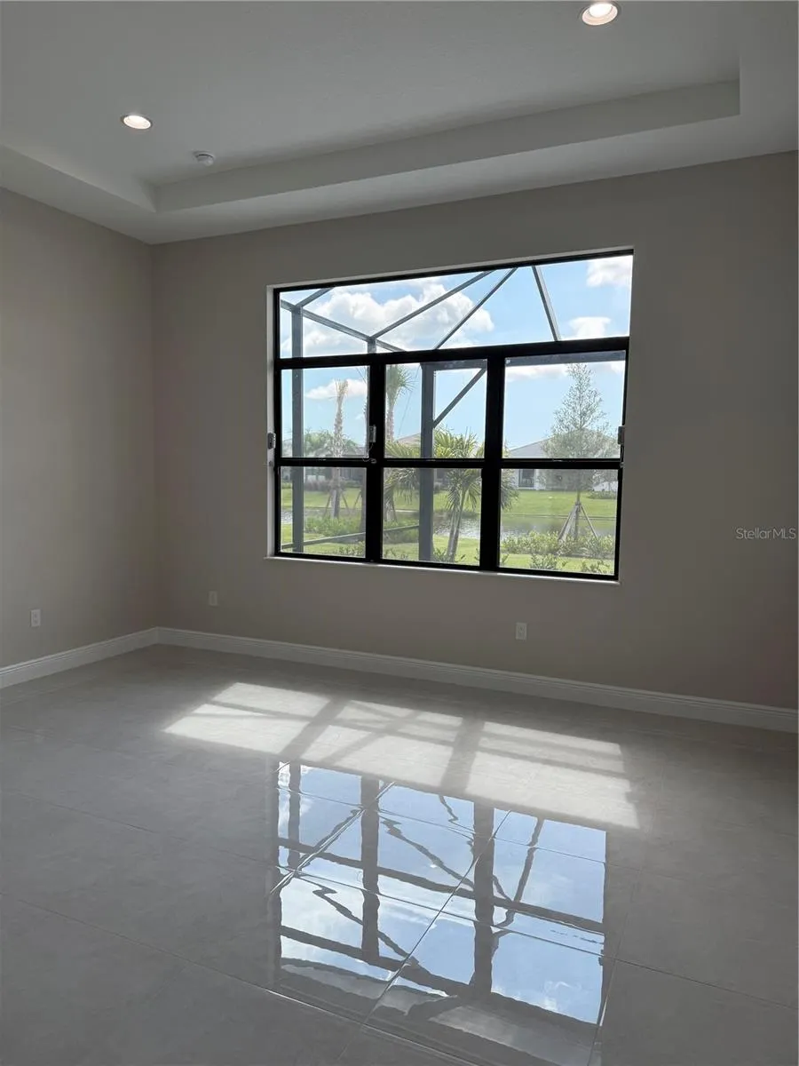 4545 MONDRIAN CT