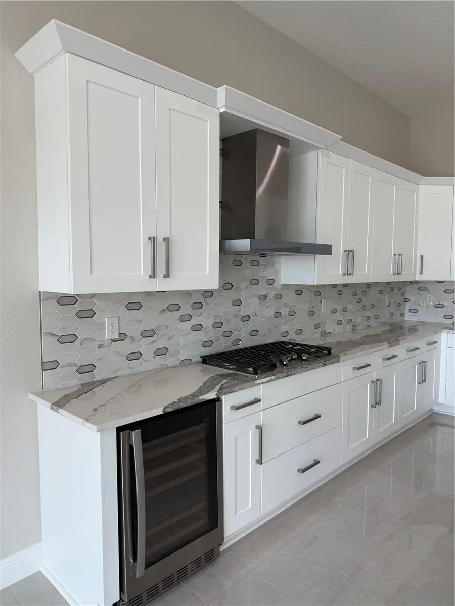 4545 MONDRIAN CT