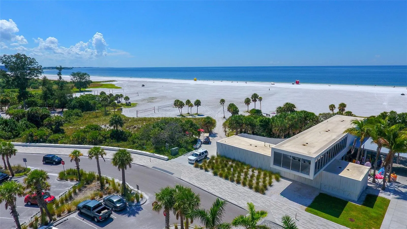 2 ISLAND CIR