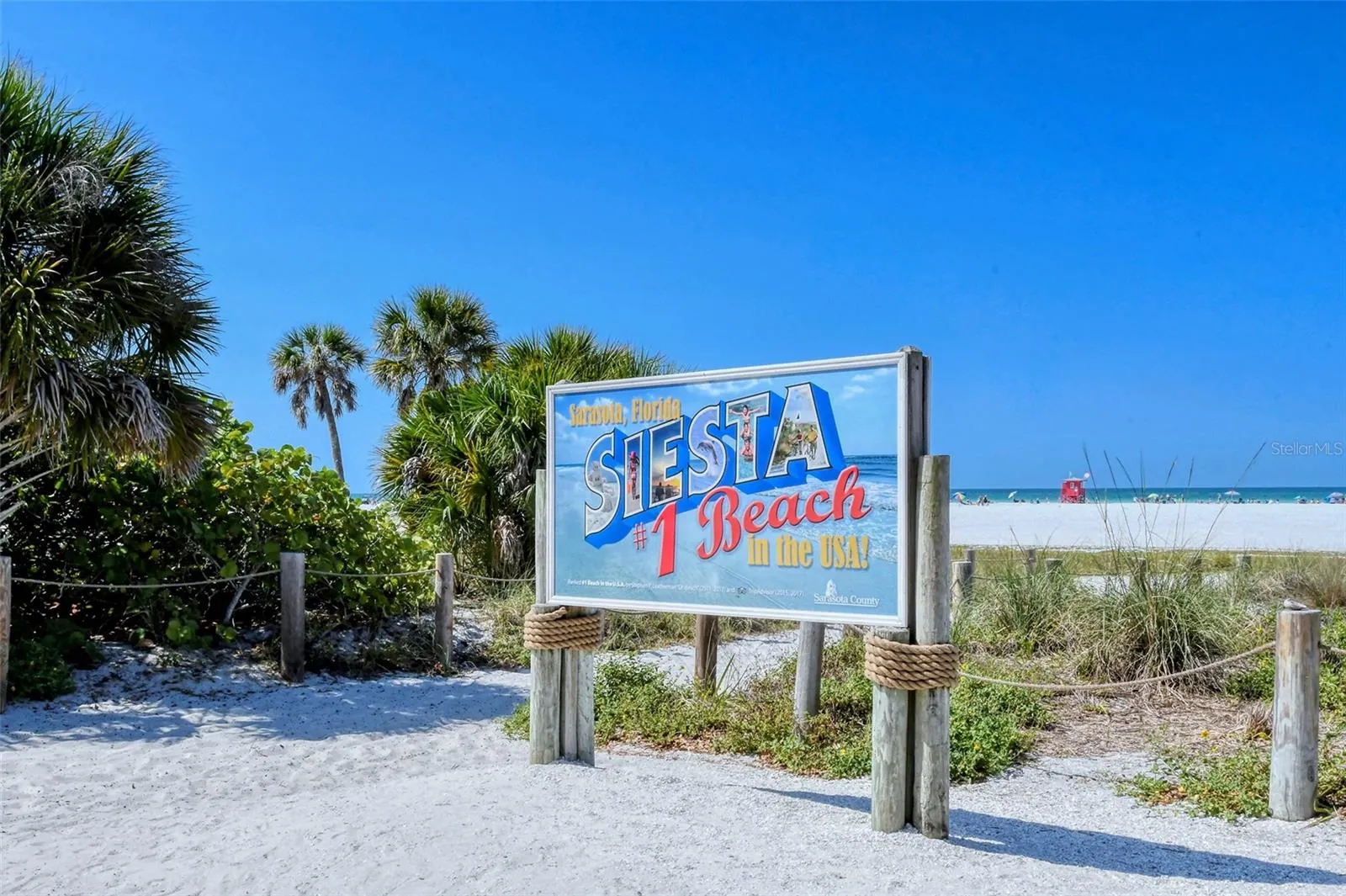 2 ISLAND CIR