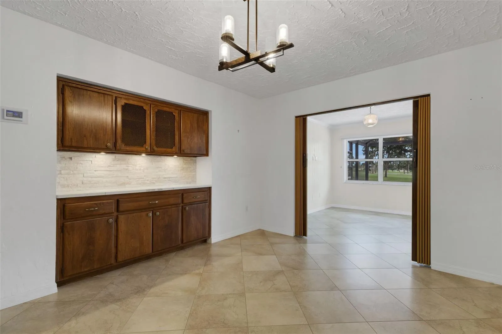 5217 CANTERBURY DR
