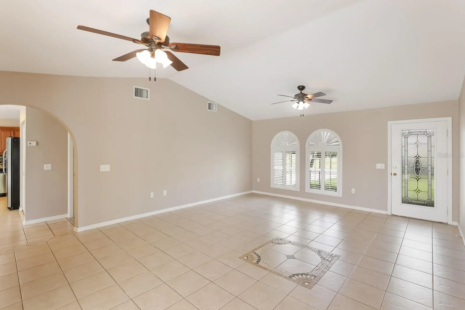 2004 BOCA CHICA AVE