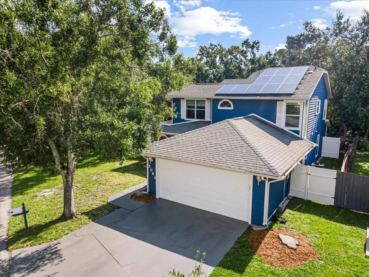 5061 82ND WAY E