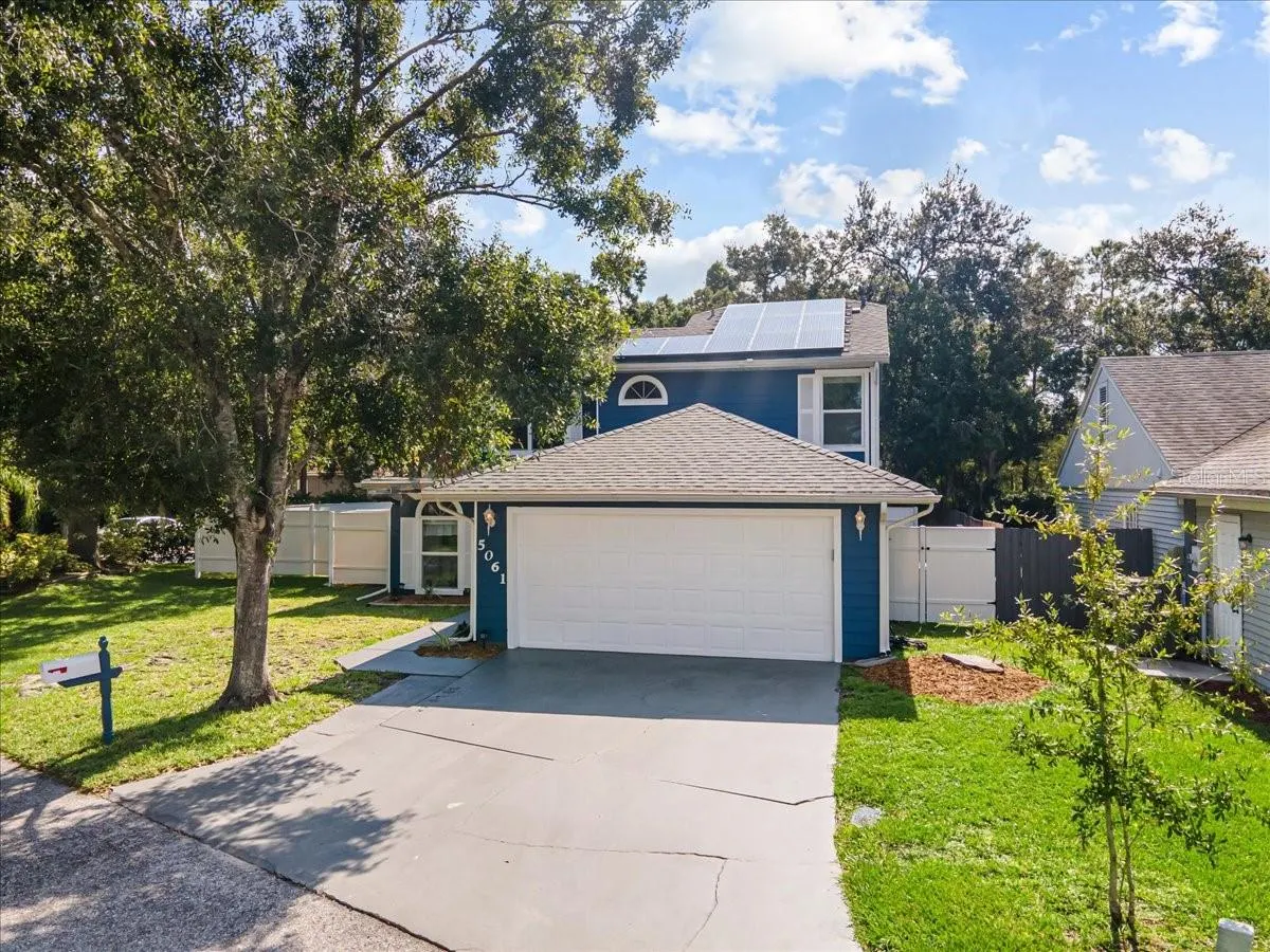 5061 82ND WAY E