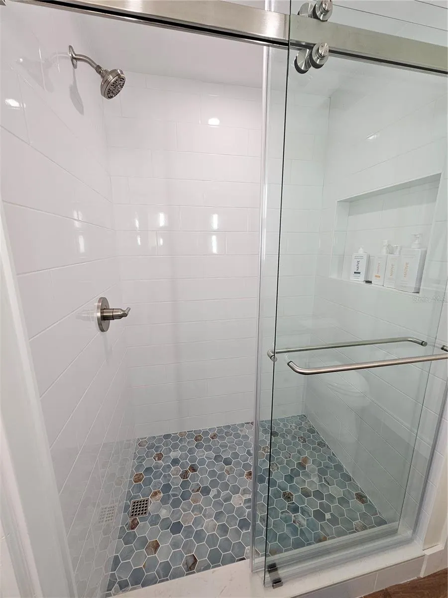 51 MAC EWEN DR #14, #14