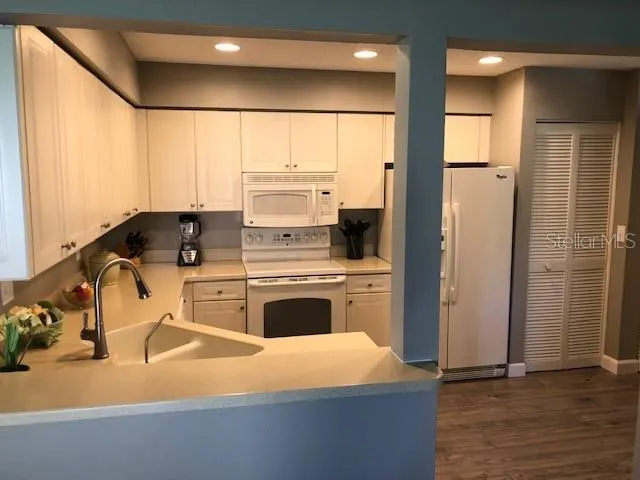 5767 AVISTA DR #4166, #4166