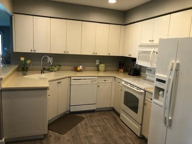 5767 AVISTA DR #4166, #4166