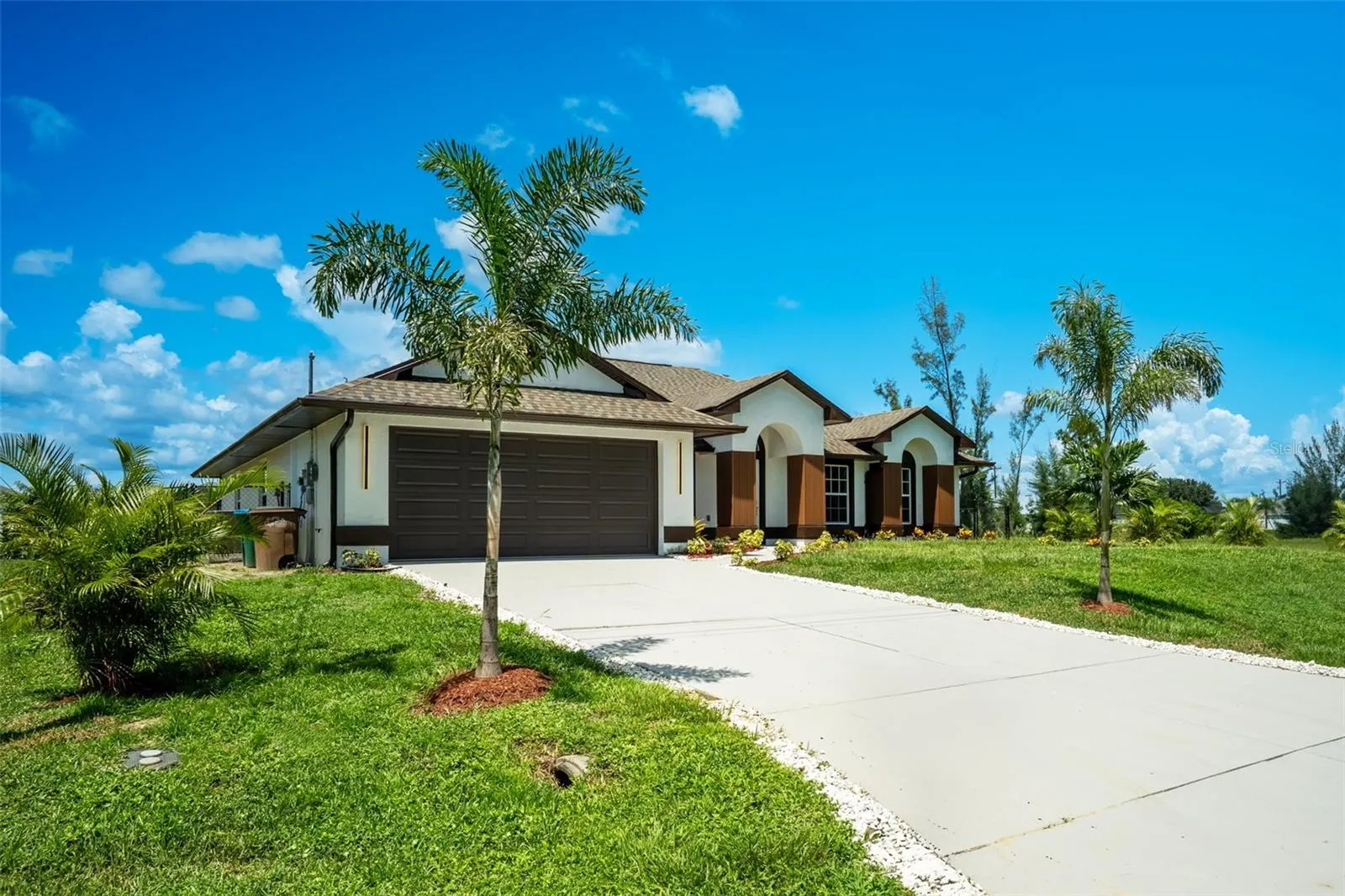 619 SW 26TH TER