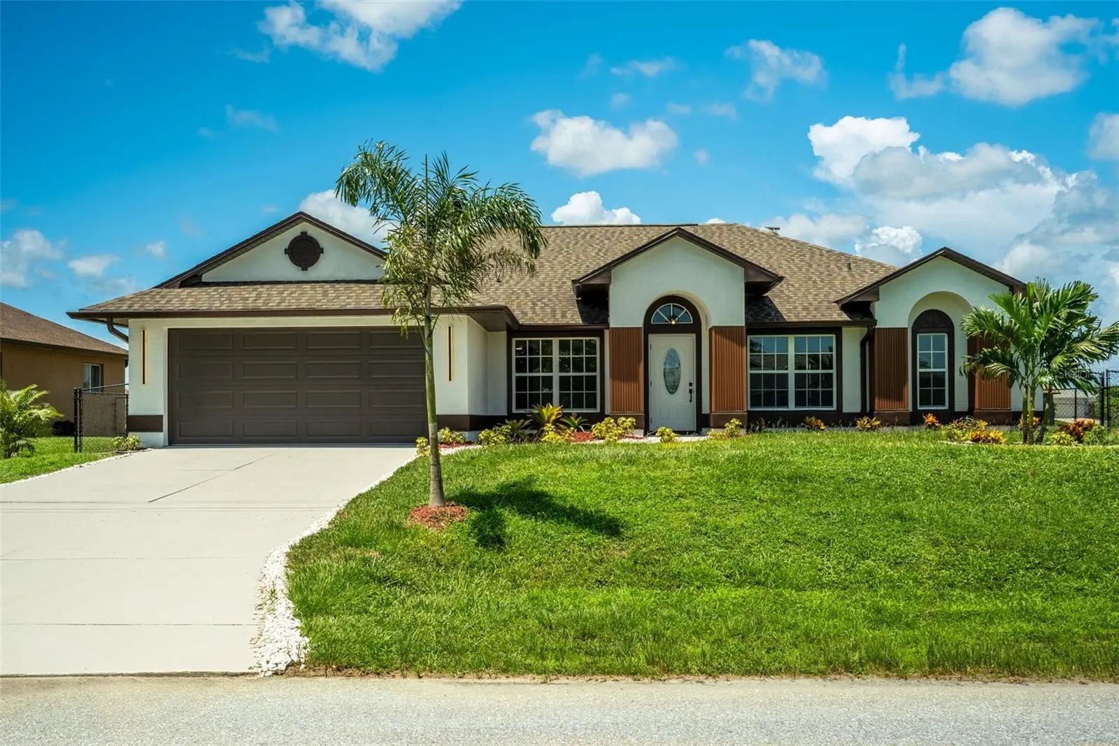 619 SW 26TH TER