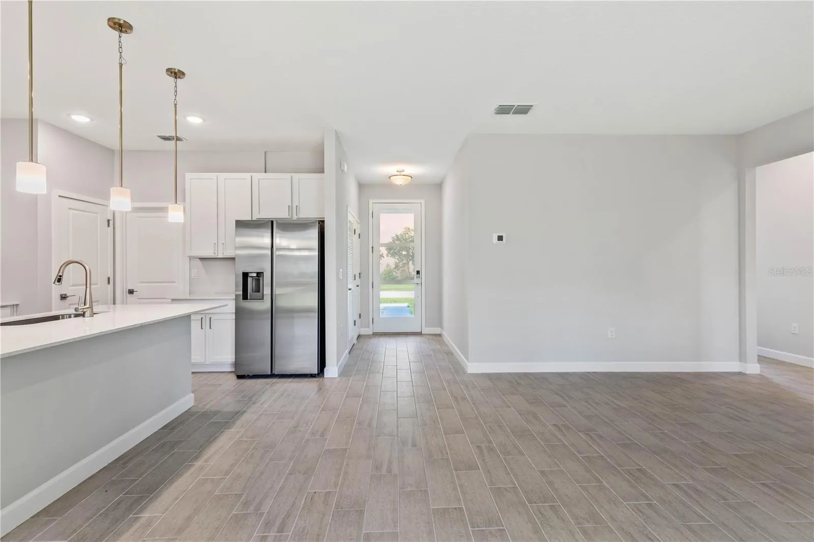 1342 SHAKER LN