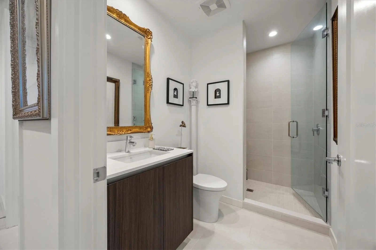 301 QUAY COMMONS #1704, #1704