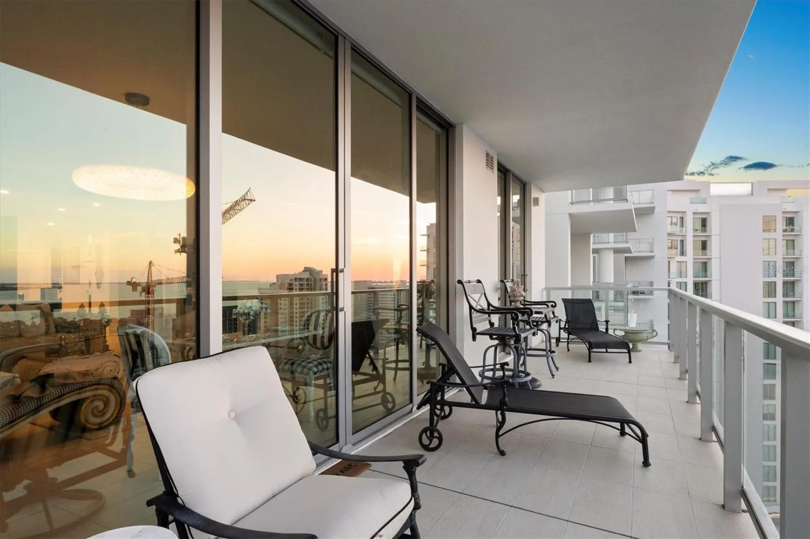 301 QUAY COMMONS #1704, #1704