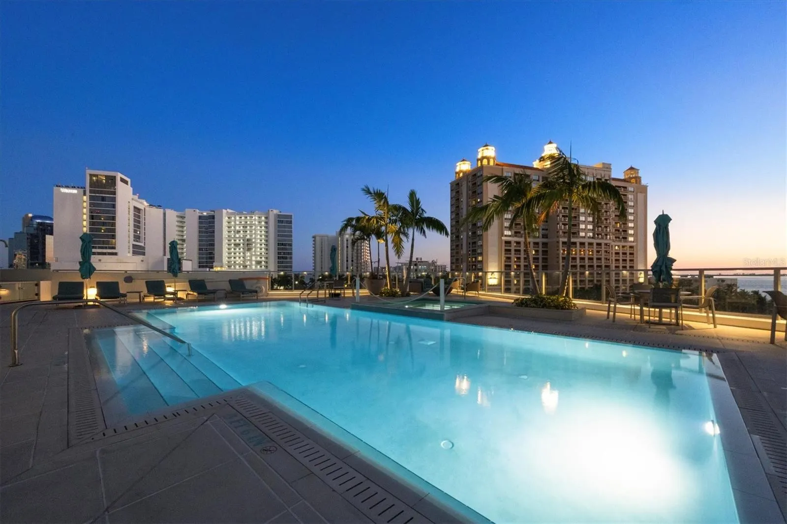 301 QUAY COMMONS #1704, #1704