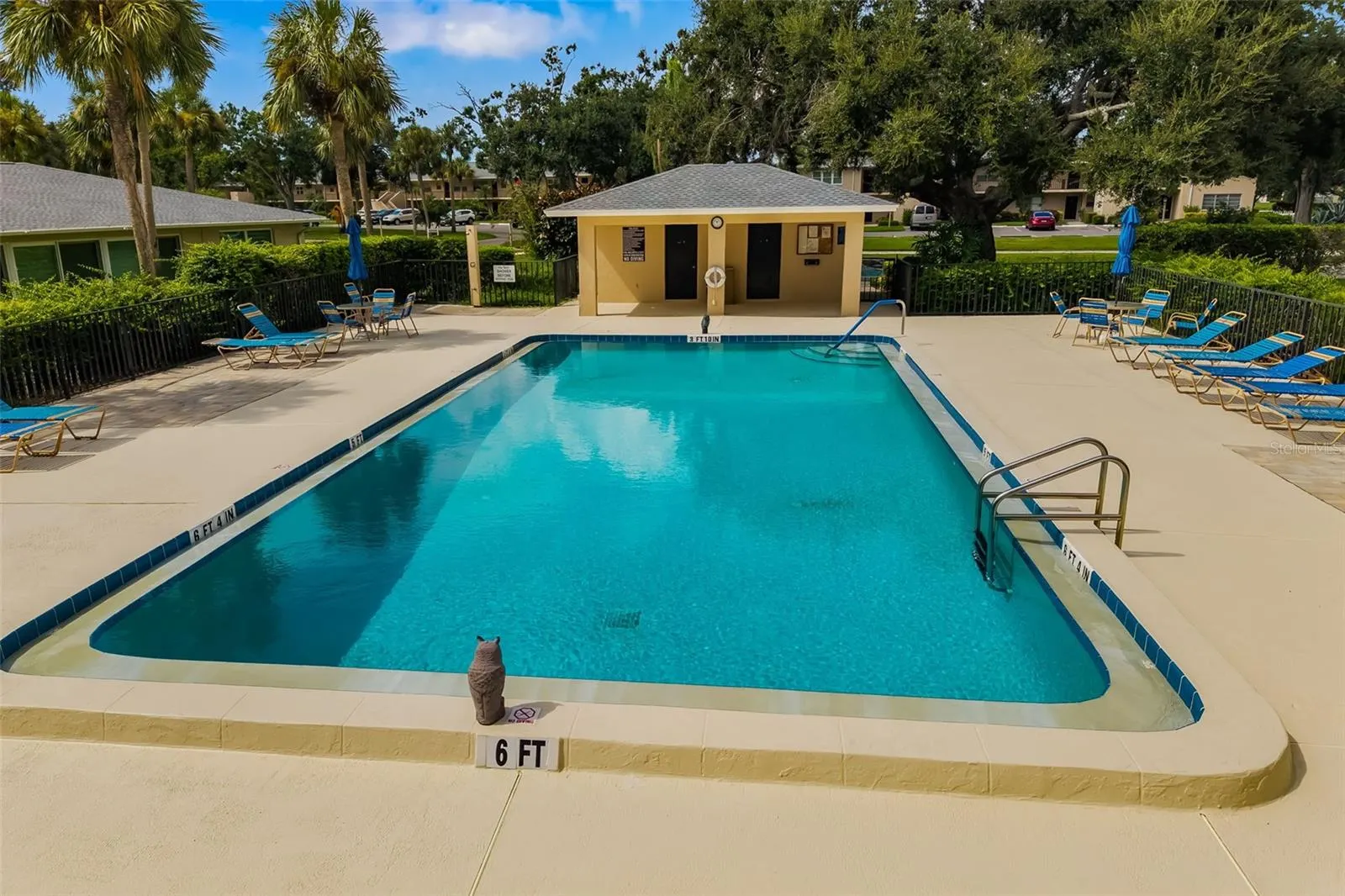 6939 W COUNTRY CLUB DR N #161, #161