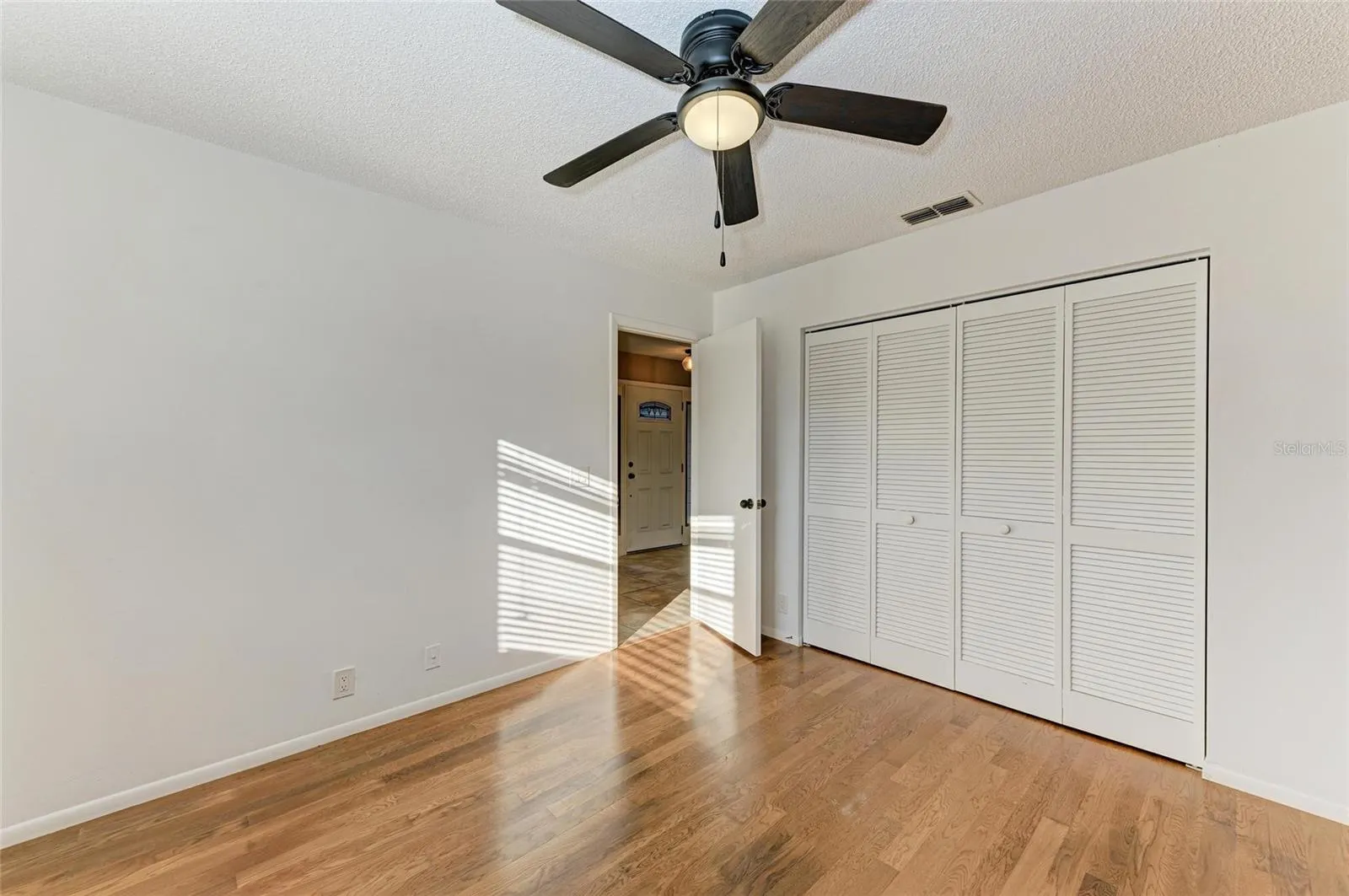 4920 82ND PL E