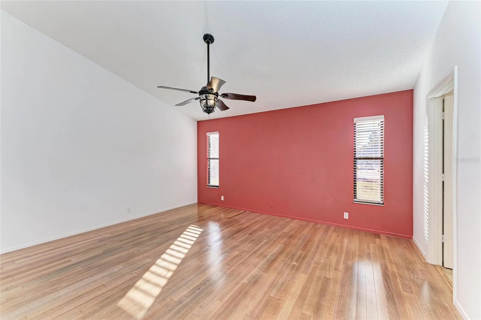 4920 82ND PL E