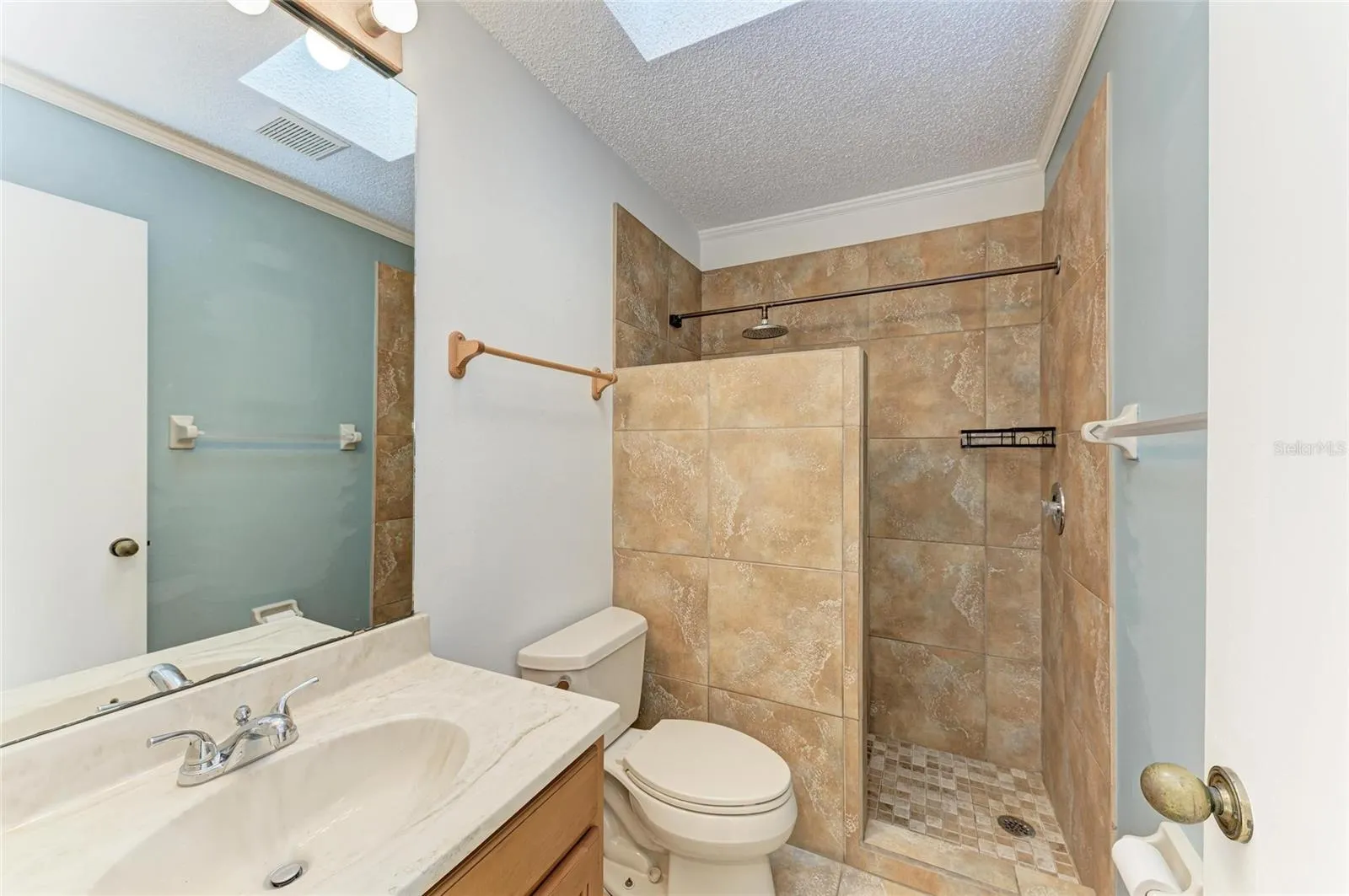 4920 82ND PL E