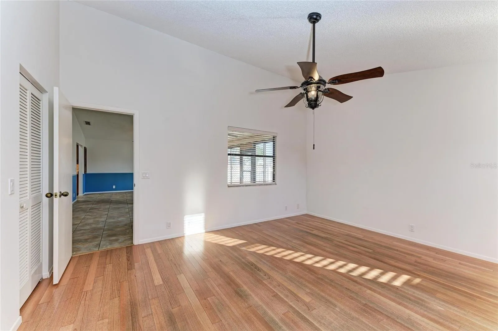 4920 82ND PL E