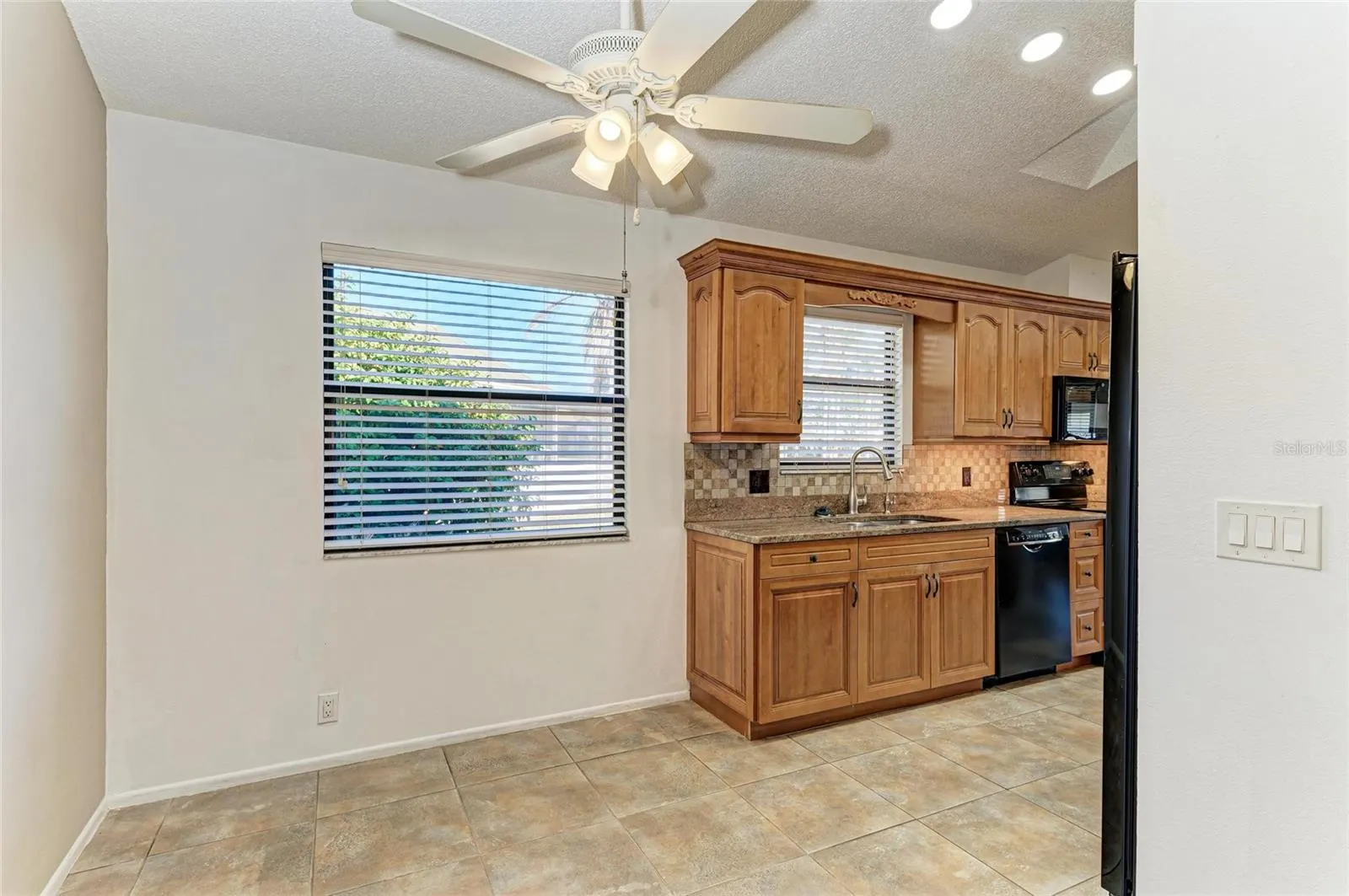 4920 82ND PL E