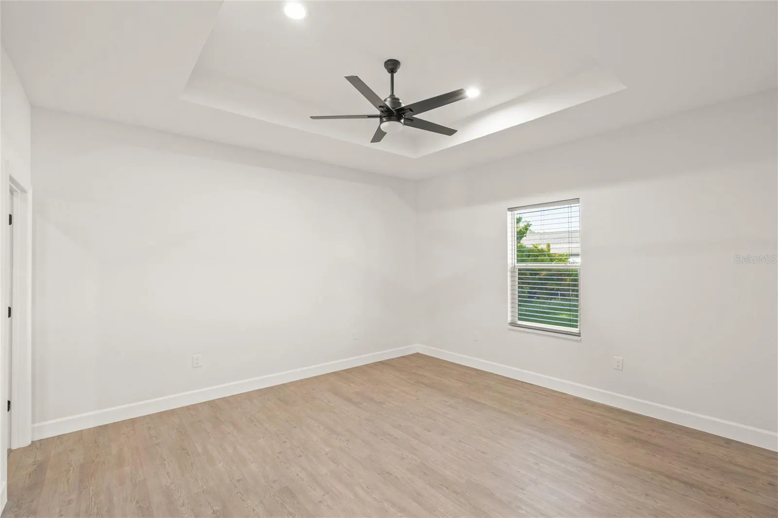 5629 CRENSHAW LN