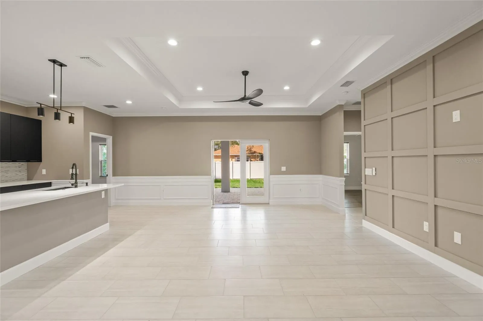 5629 CRENSHAW LN