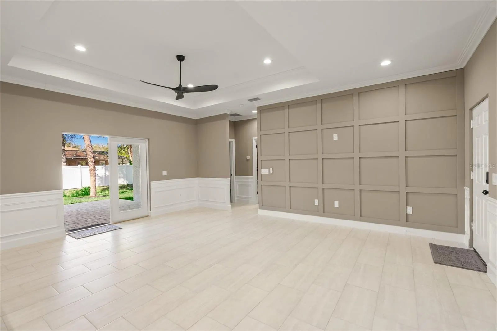 5629 CRENSHAW LN