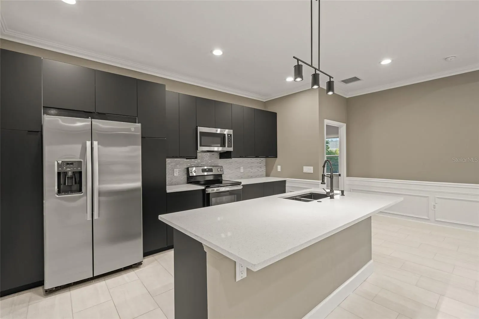 5629 CRENSHAW LN