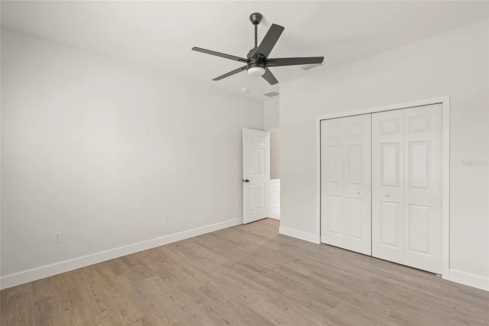 5629 CRENSHAW LN