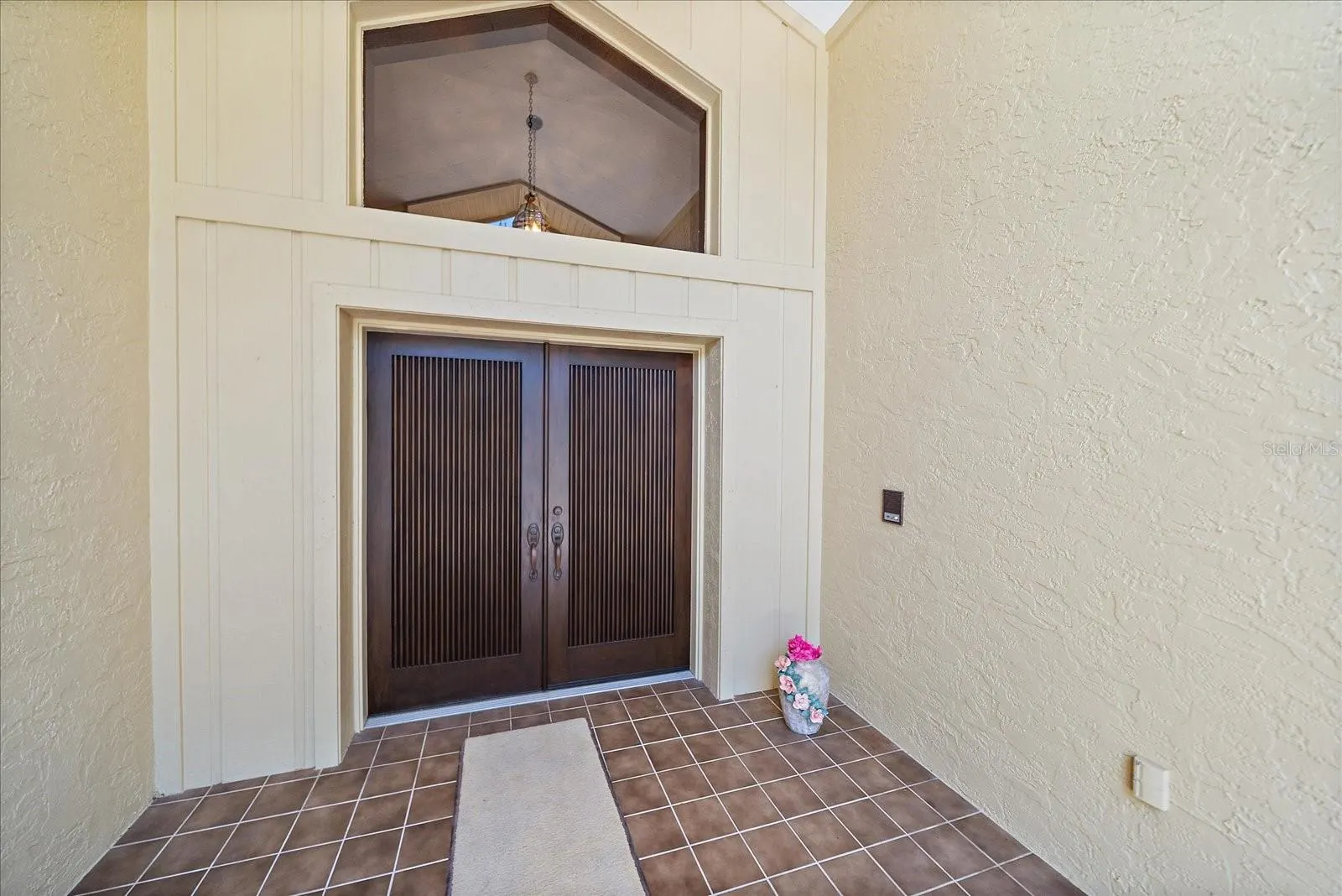 2910 OLD ORCHARD LN