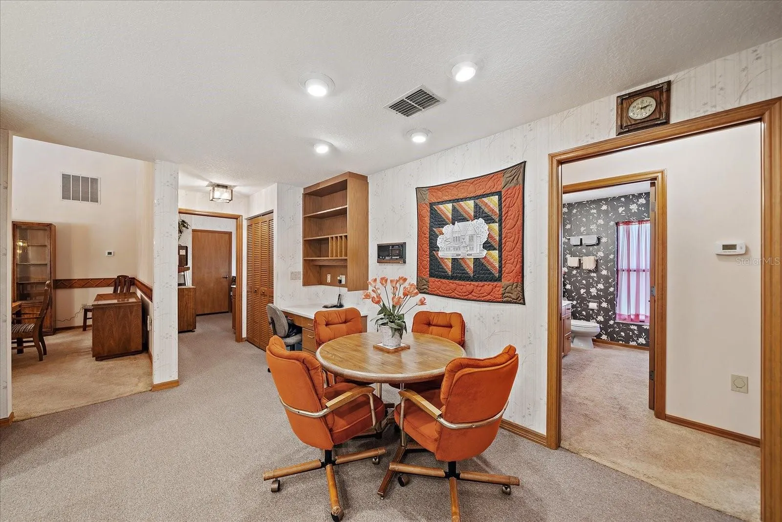 2910 OLD ORCHARD LN