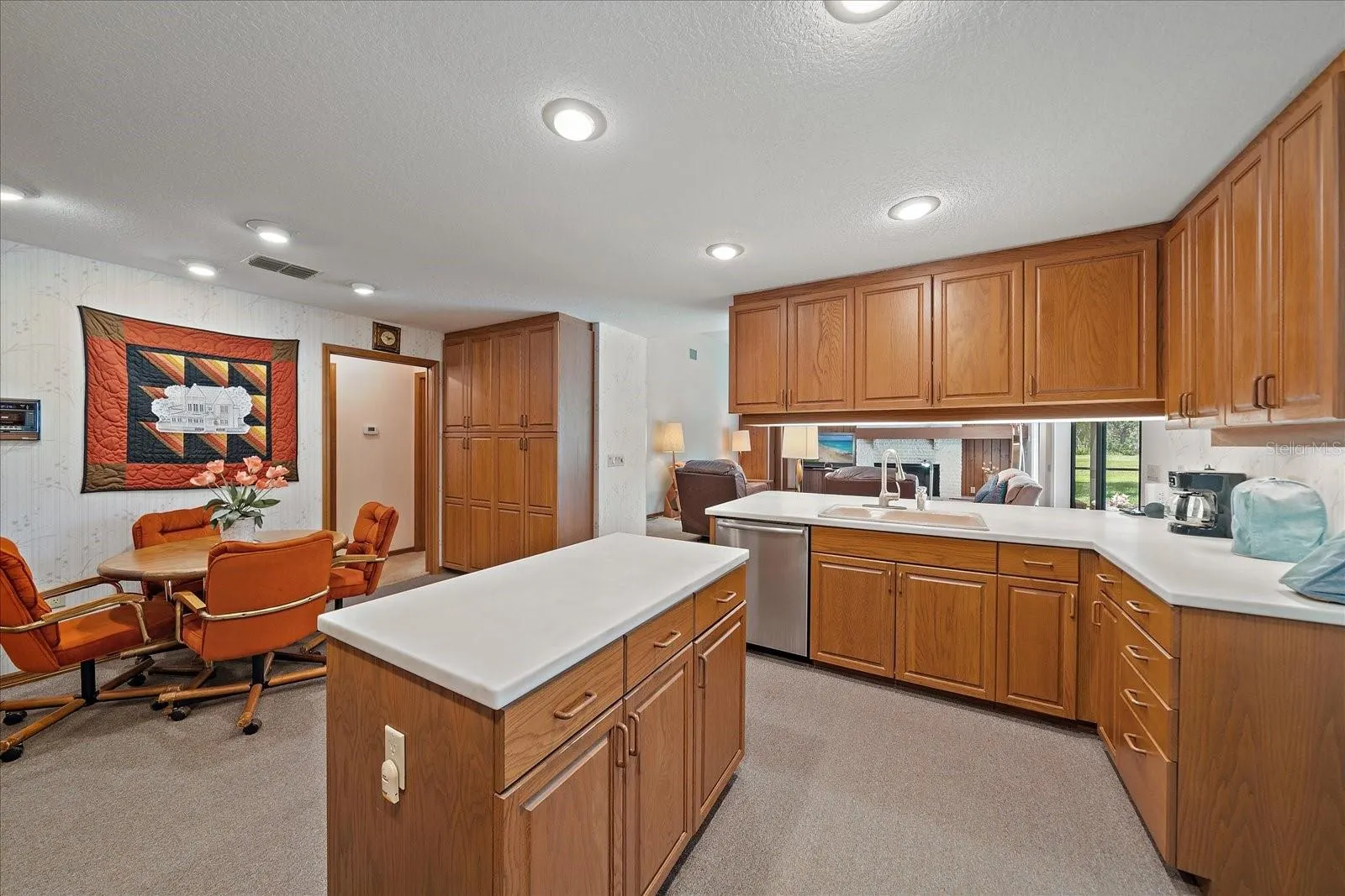 2910 OLD ORCHARD LN