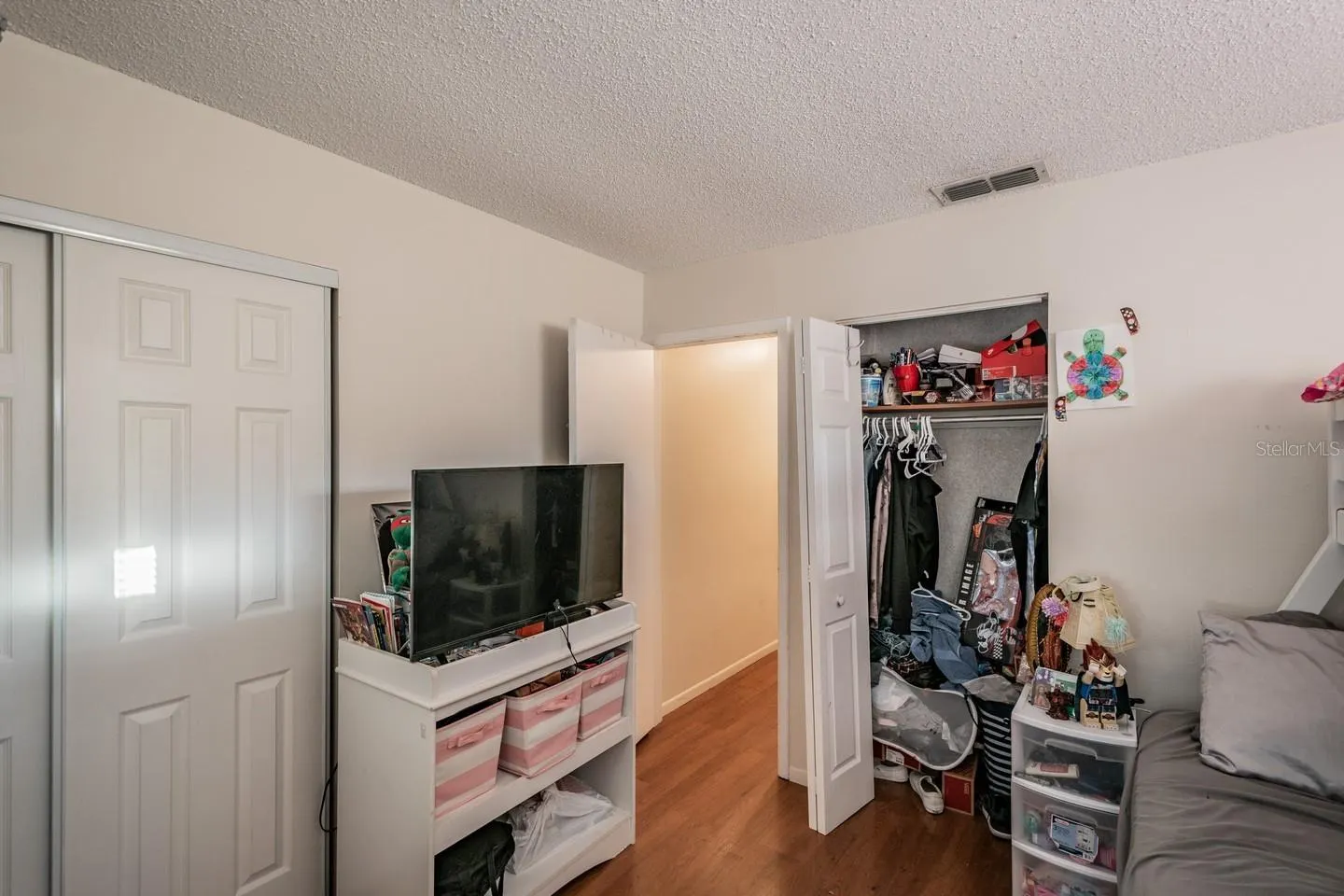 210 AMHERST AVE #100, #100