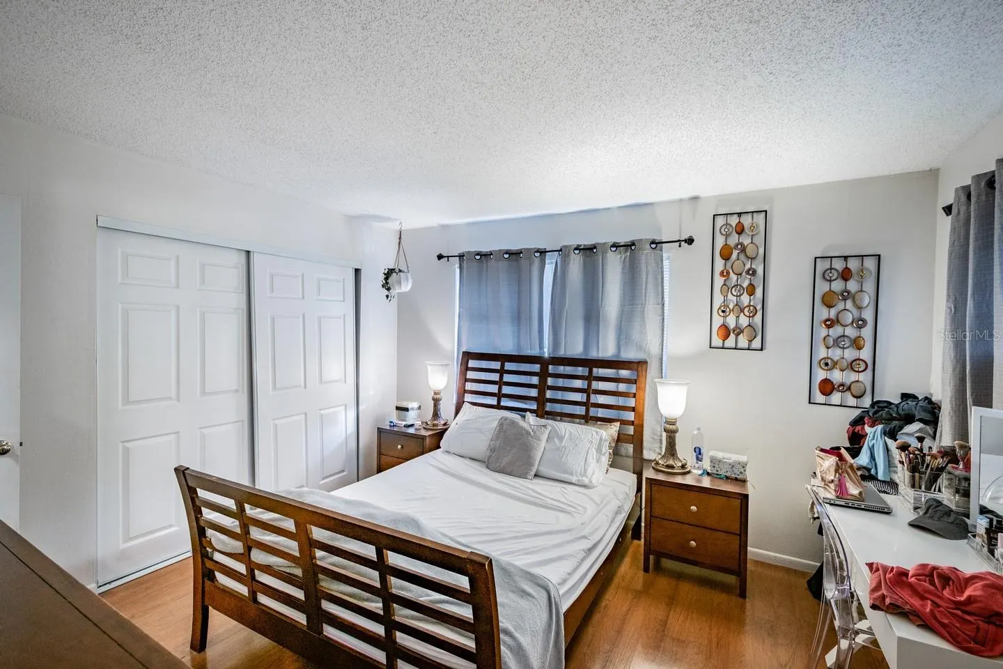210 AMHERST AVE #100, #100