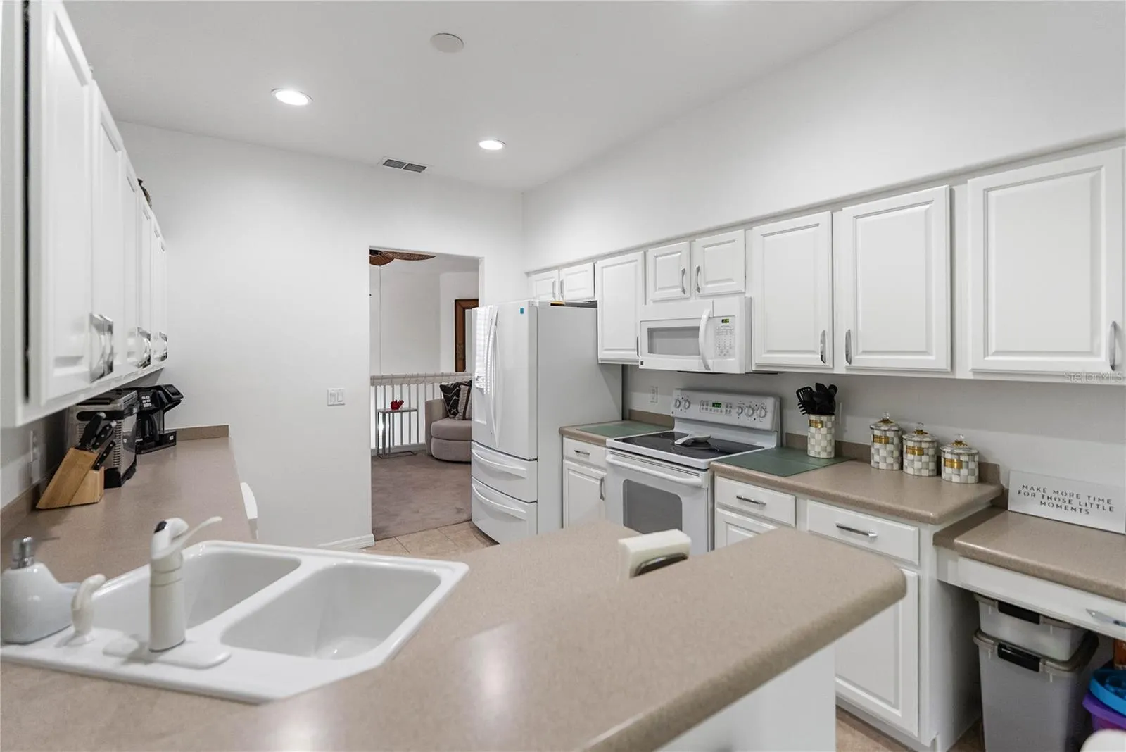 6989 PROSPERITY CIR #2103, #2103