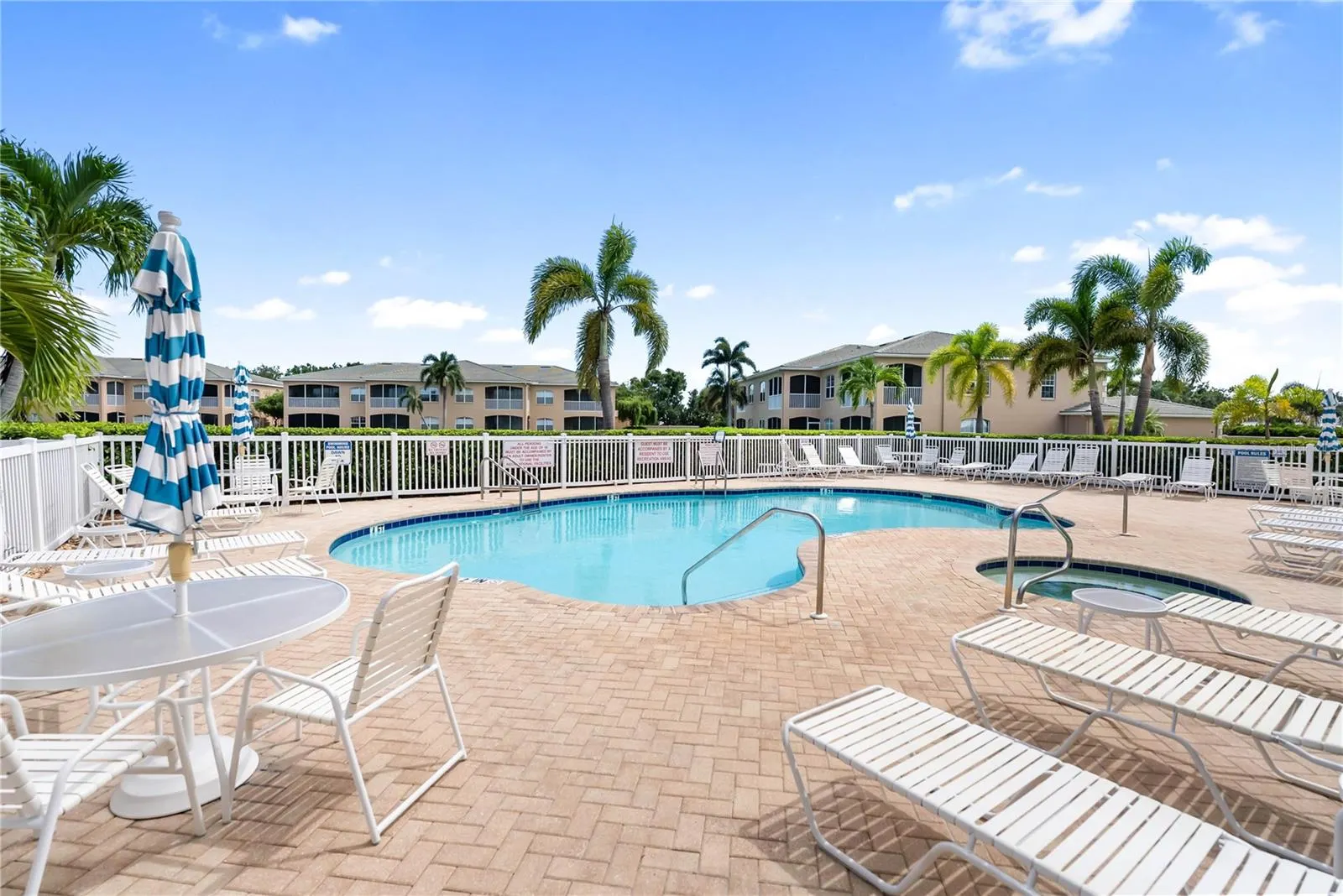 6616 7TH AVENUE CIR W #1311, #1311