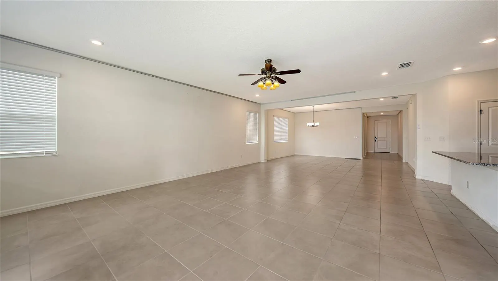 7422 35TH LN E