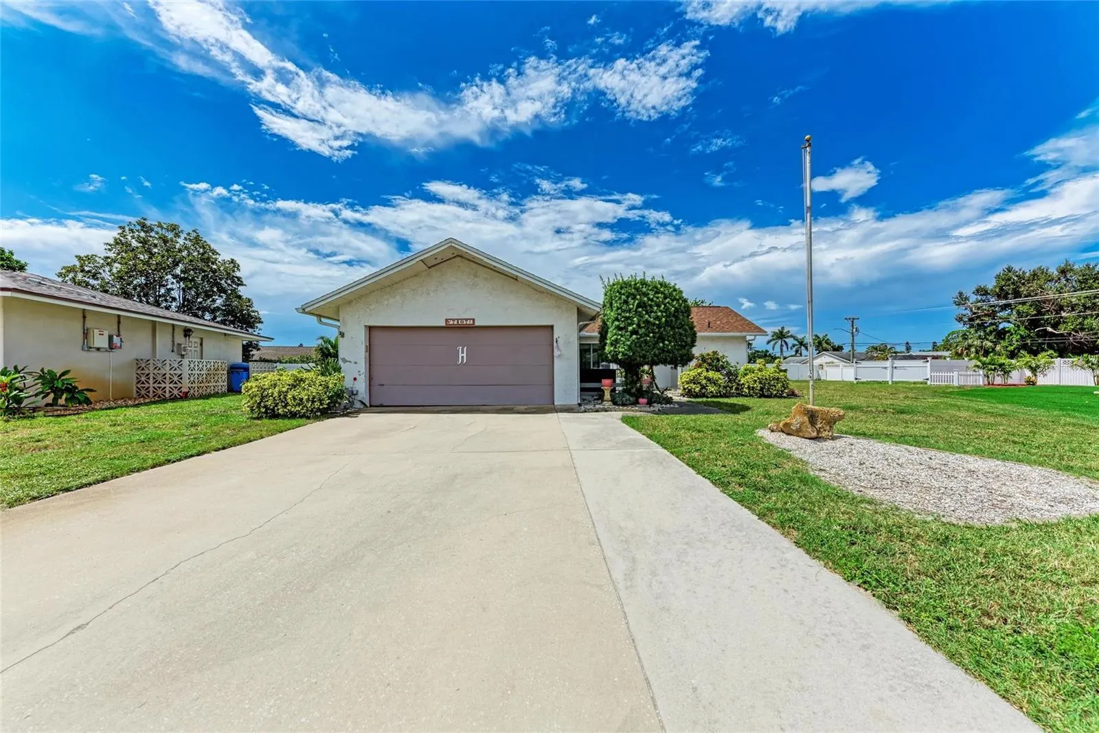 7407 14TH AVE W