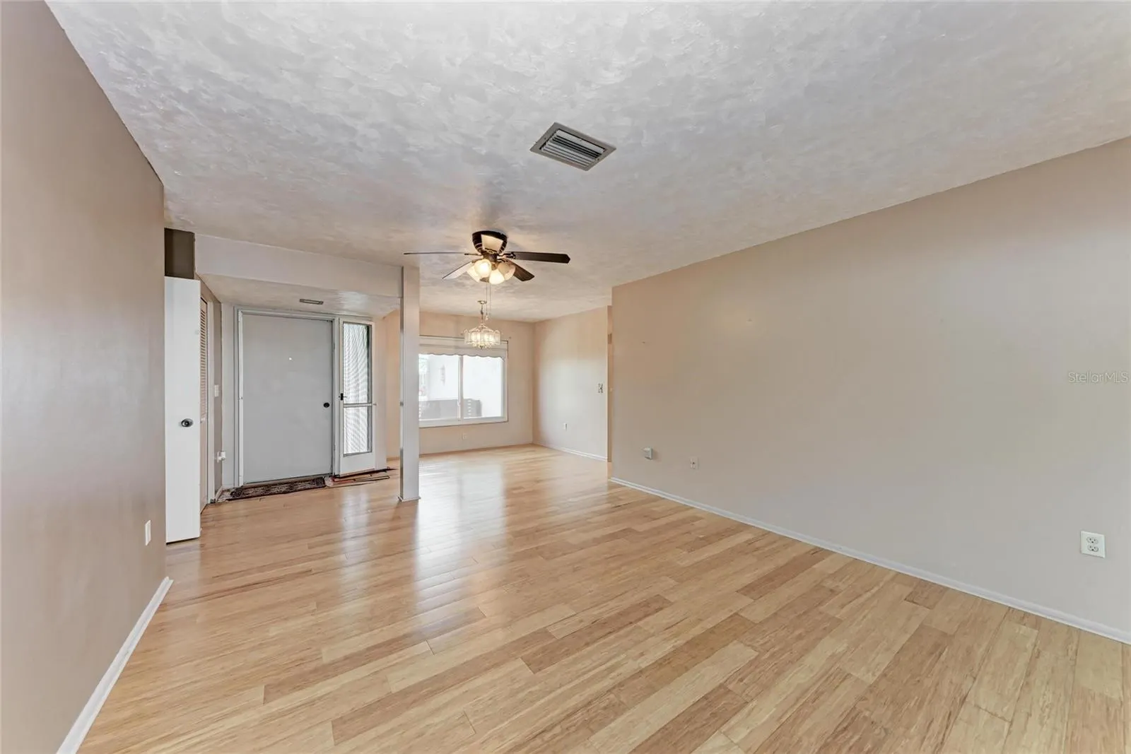 7407 14TH AVE W