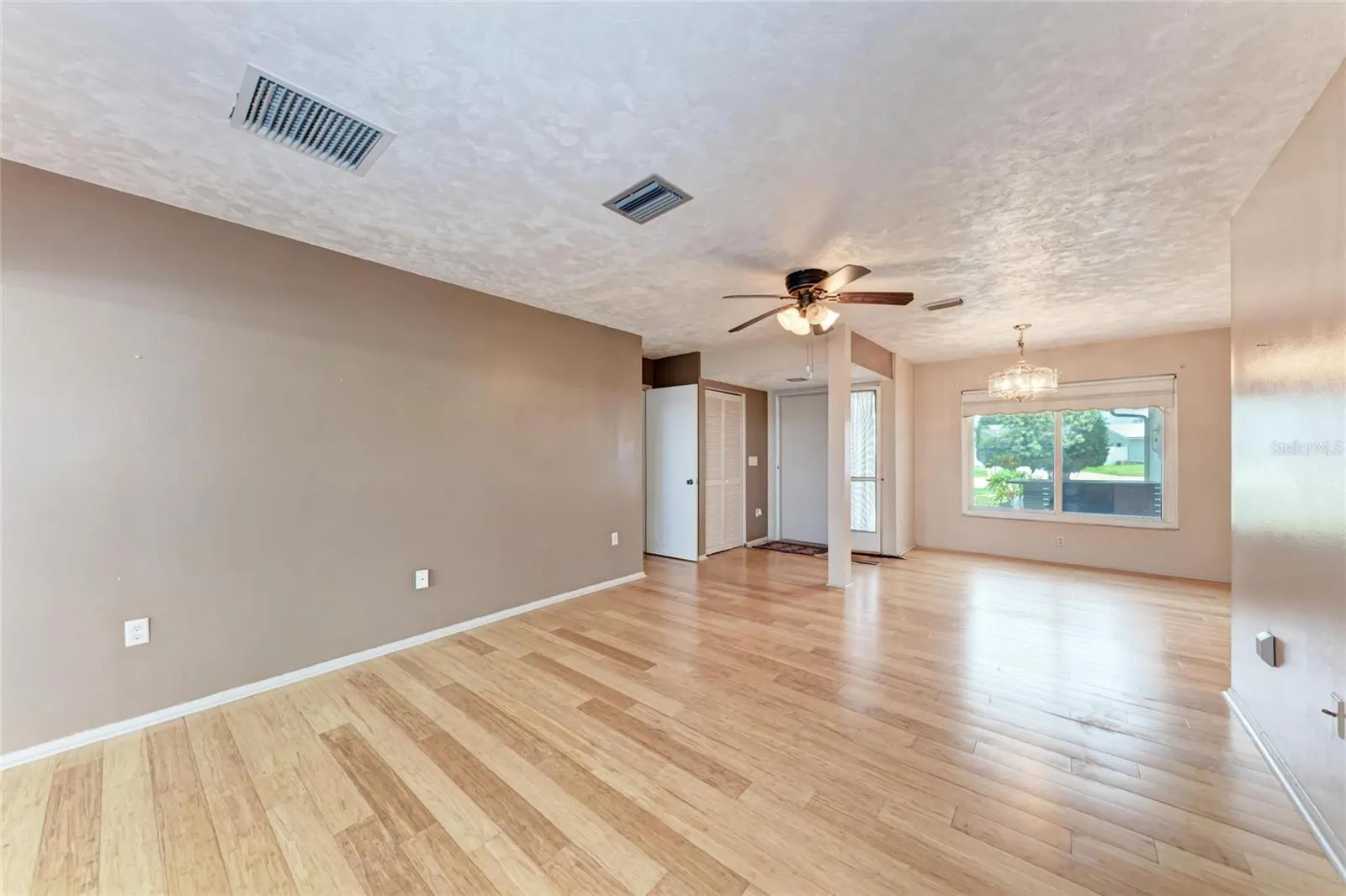 7407 14TH AVE W